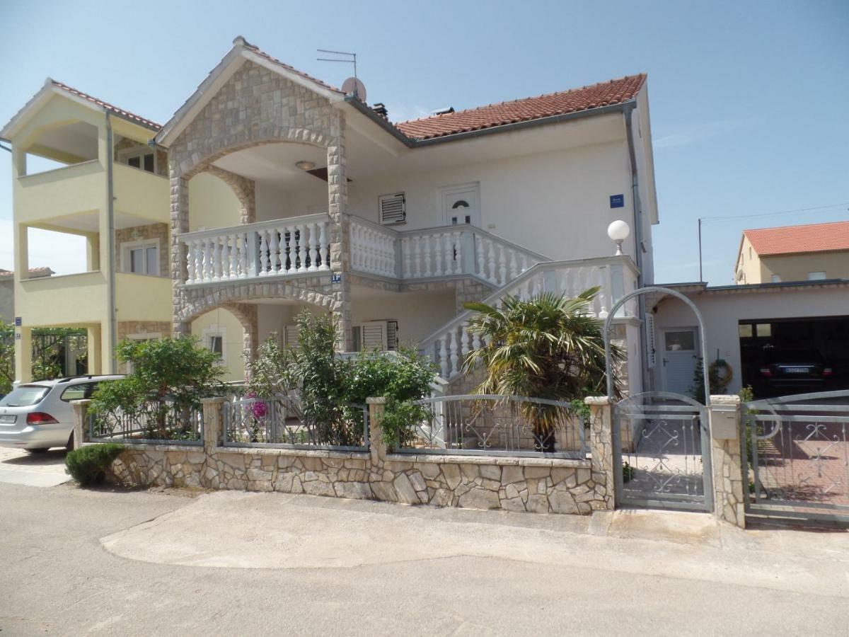 Ivo Apartment Vodice Exterior photo